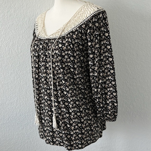 Luxe Apothetique Floral Boho Blouse - Picture 5 of 7